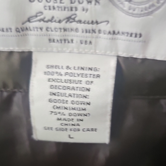 Eddie Bauer Quilted Jacket in Dark Green - Picture 9 of 11